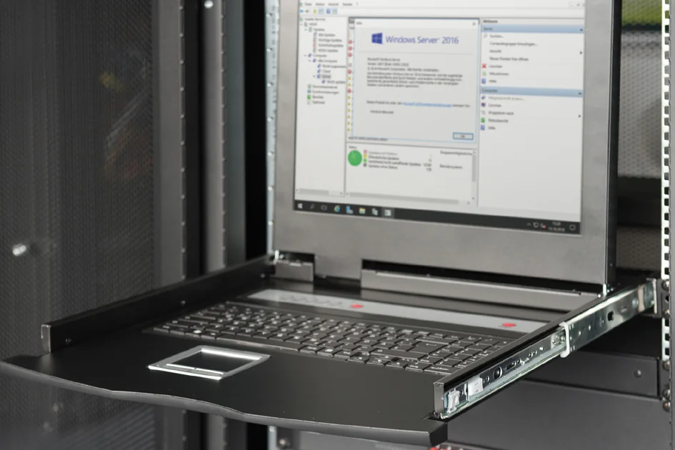 Console Modulaire DIGITUS 19 Pouces avec Switch KVM 8 Ports - Solution de Gestion Serveur Optimale