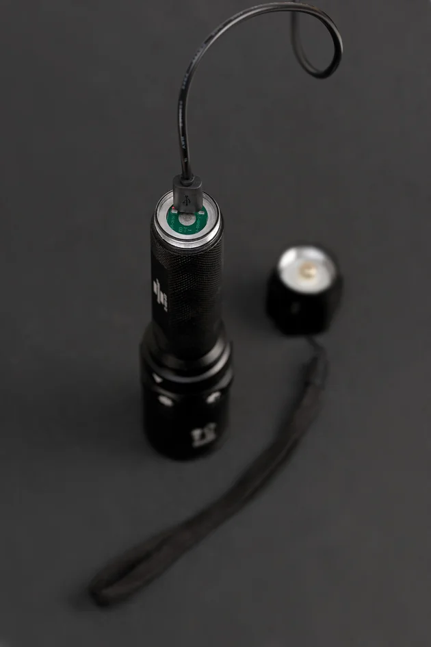 brennenstuhl Lampe de poche LED sur batterie LuxPremium