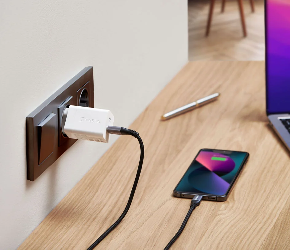 VARTA Câble de chargement Speed Charge & Sync cable 2 m