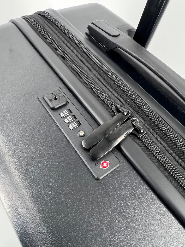 JSA Trolley de voyage, en ABS recyclé à 50%, taille L, noir